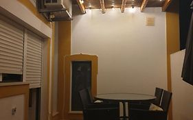 Home4U - Cosy Apartment With Fantastic Terrace